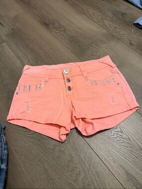 Premium vanity collection size 26 Coral shorts @@@@